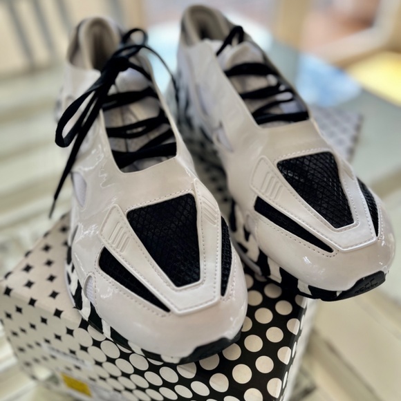 Adidas by Stella McCartney - Picture 3 of 7